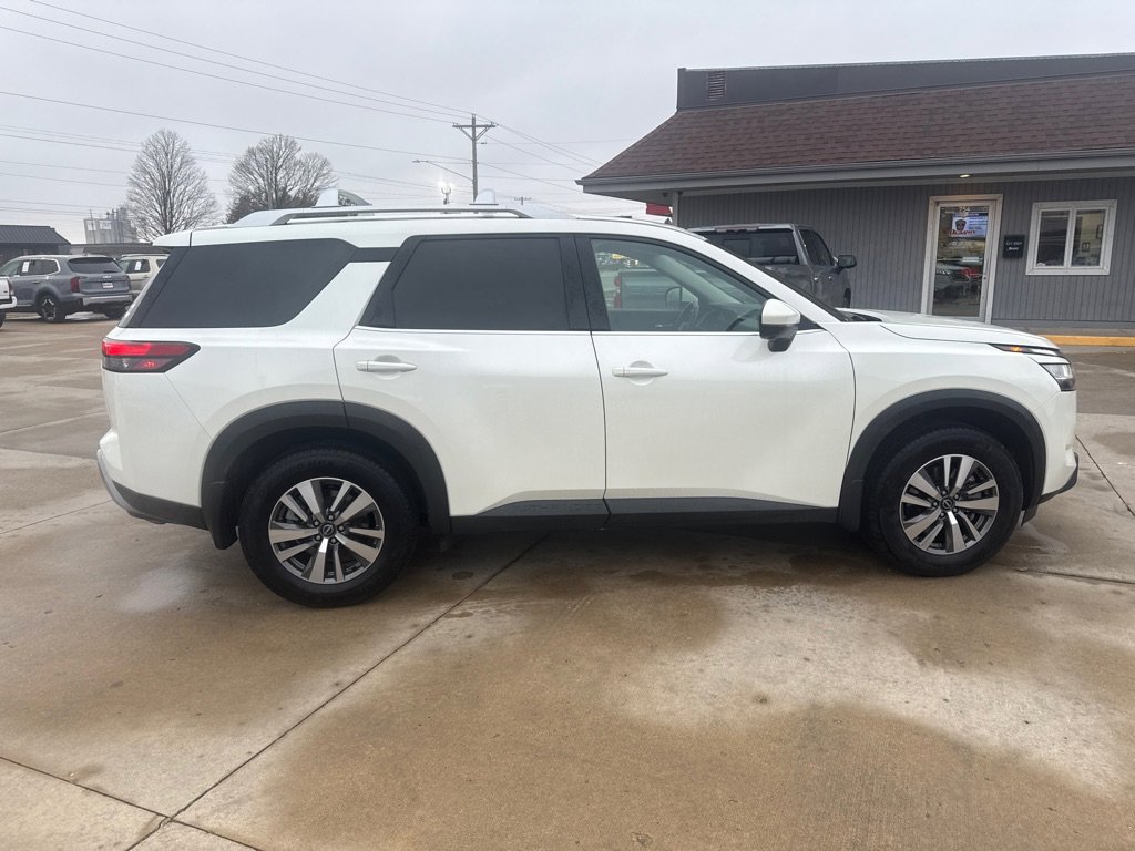 Used 2023 Nissan Pathfinder SL image 6