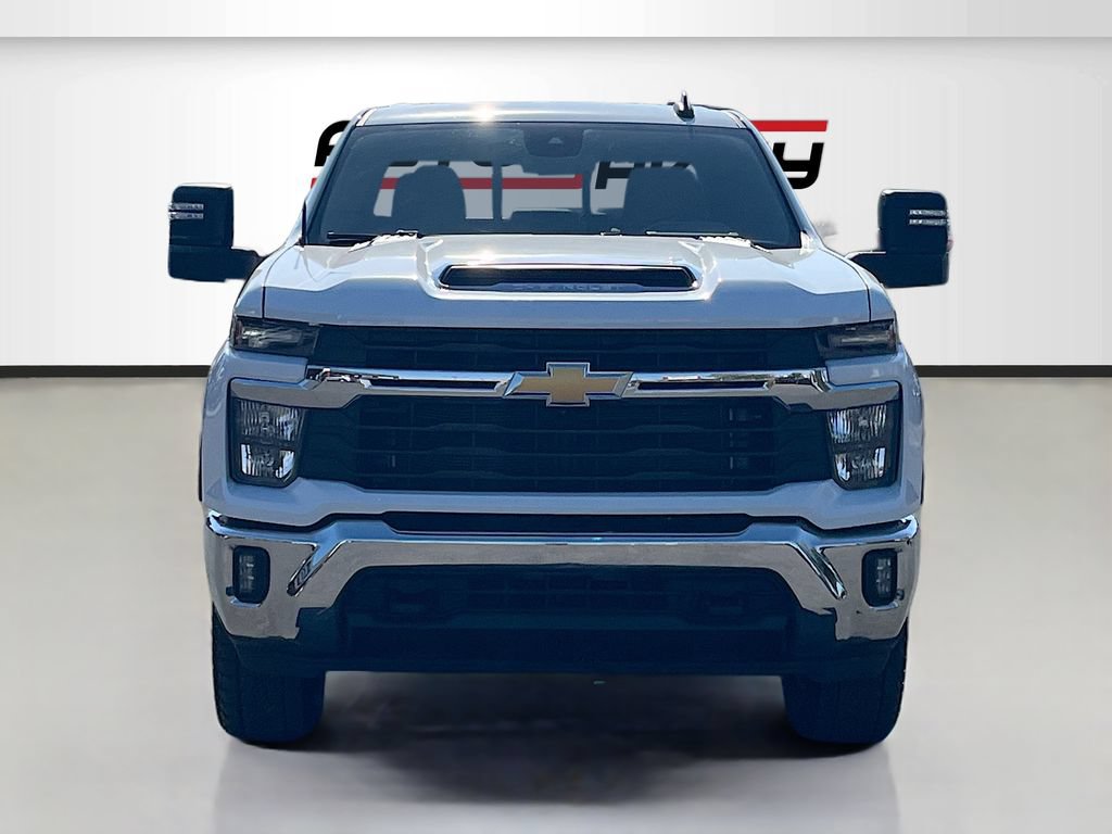 Used 2024 Chevrolet Silverado 2500 LT w/ All Star Edition AWD/4WD image 2