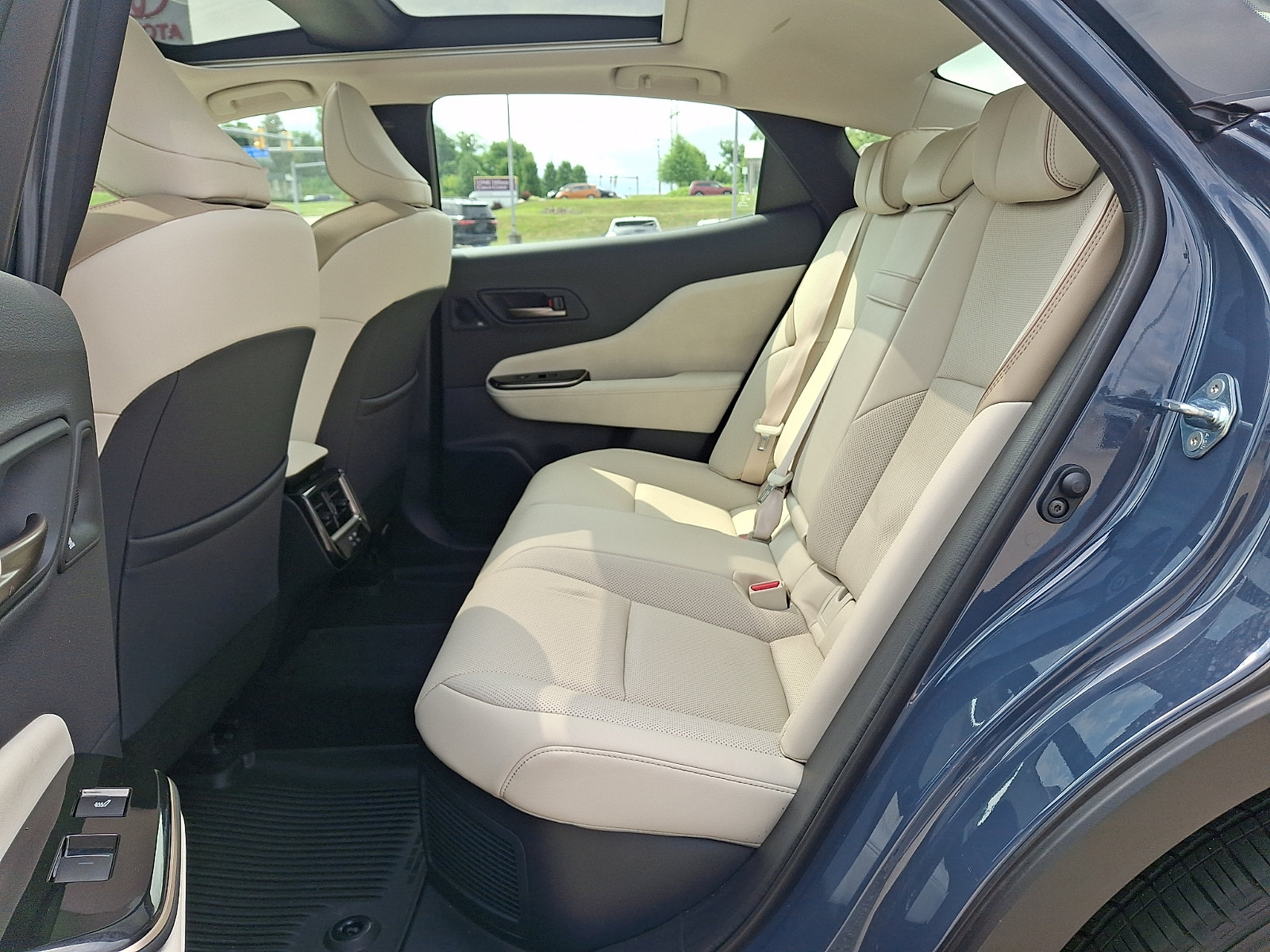 Certified 2026 Toyota Crown w/ Advanced Technology Package AWD/4WD image 10