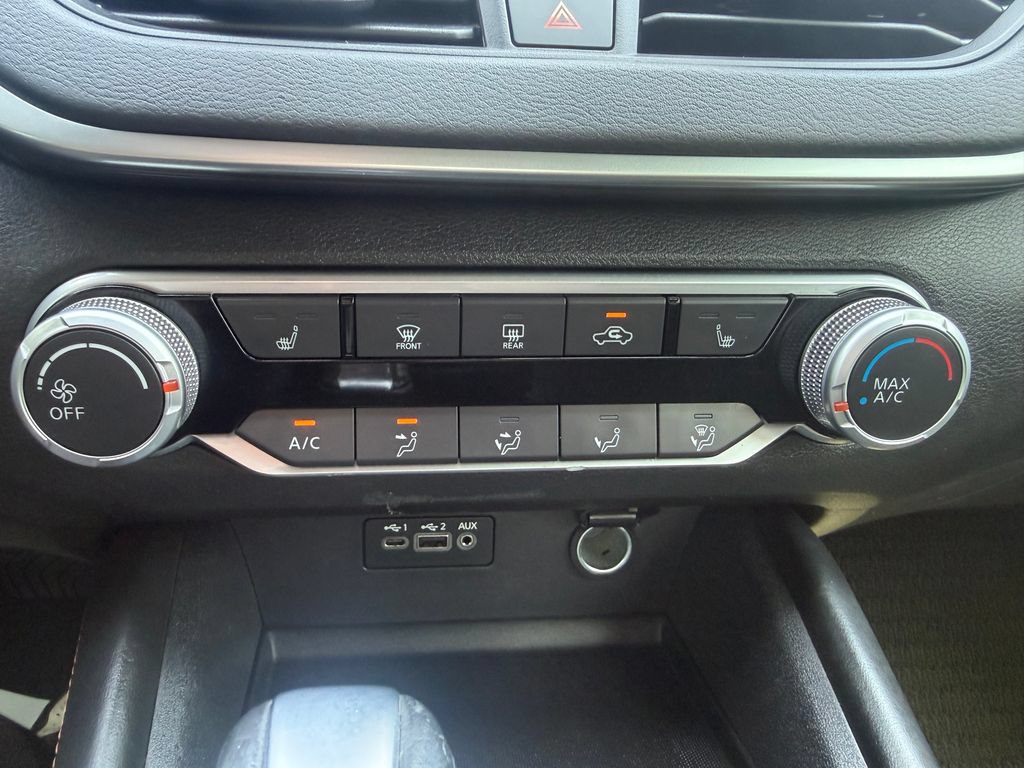 Used 2020 Nissan Altima 2.5 SR w/ Premium Package FWD image 26