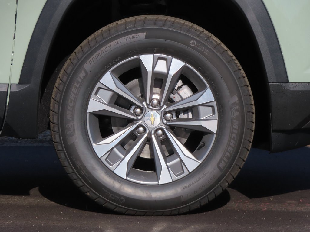 New 2026 Chevrolet Equinox LT w/ LPO, Floor Liner Package image 15