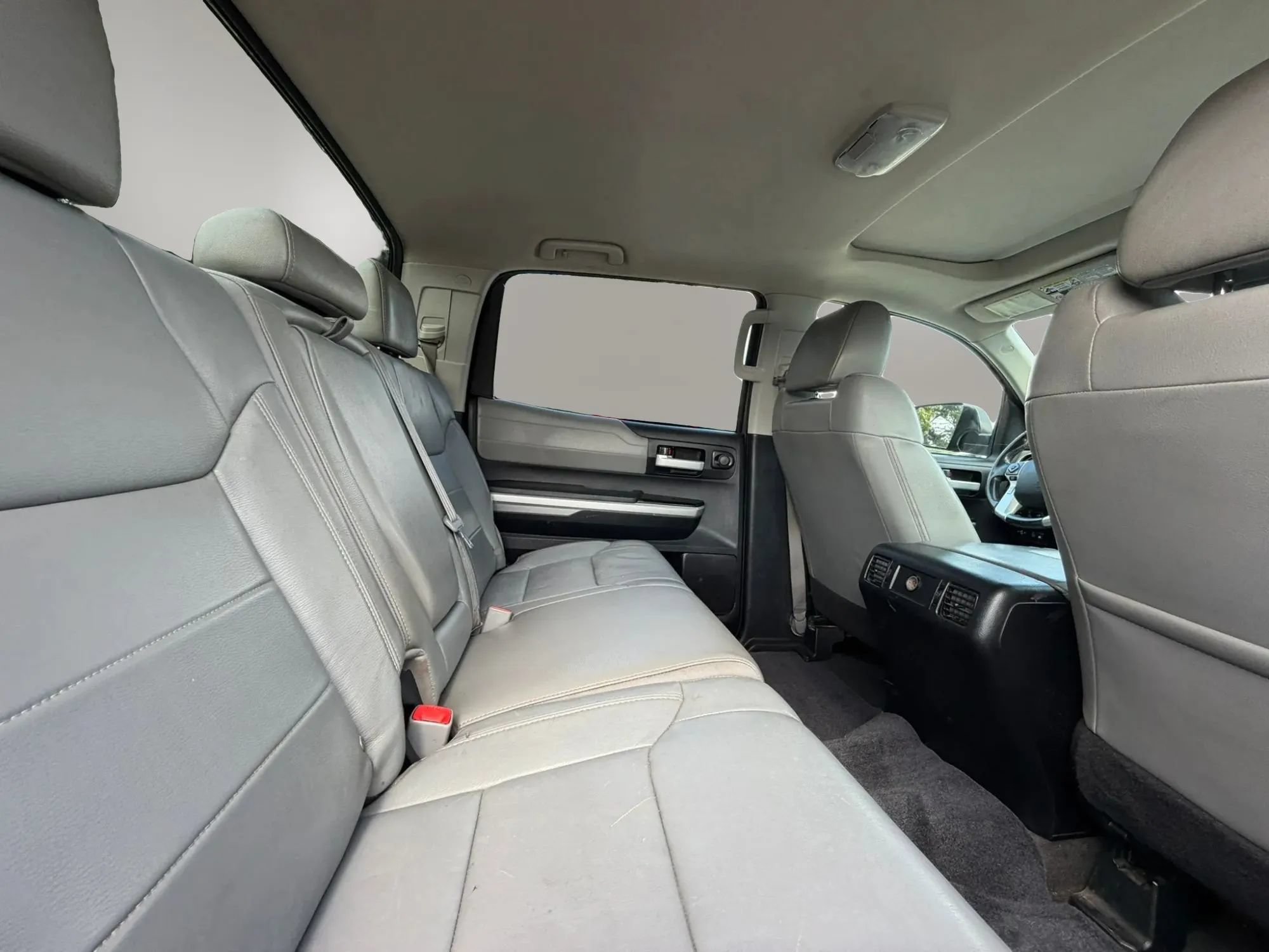 Used 2014 Toyota Tundra Limited w/ Limited Premium Package AWD/4WD image 24