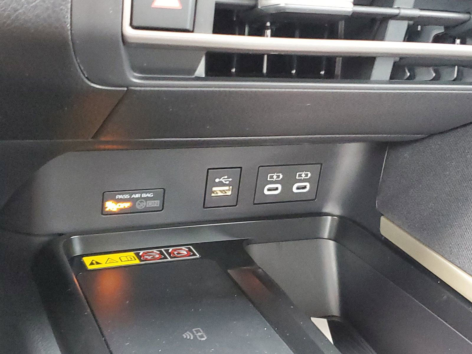 Used 2026 Toyota Camry LE w/ Convenience Package image 30