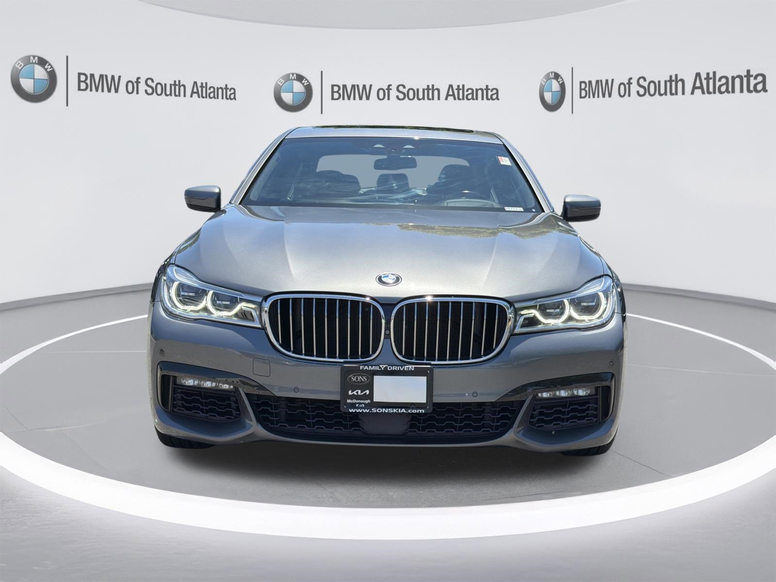 Used 2017 BMW 750i xDrive AWD/4WD image 31