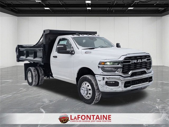 New 2026 RAM 3500 Tradesman w/ Chrome Appearance Group image 9