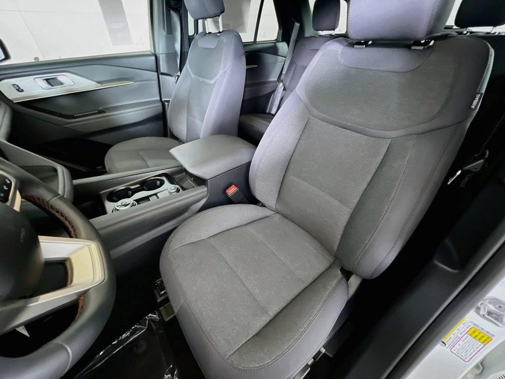 New 2027 Ford Explorer Active AWD/4WD image 26