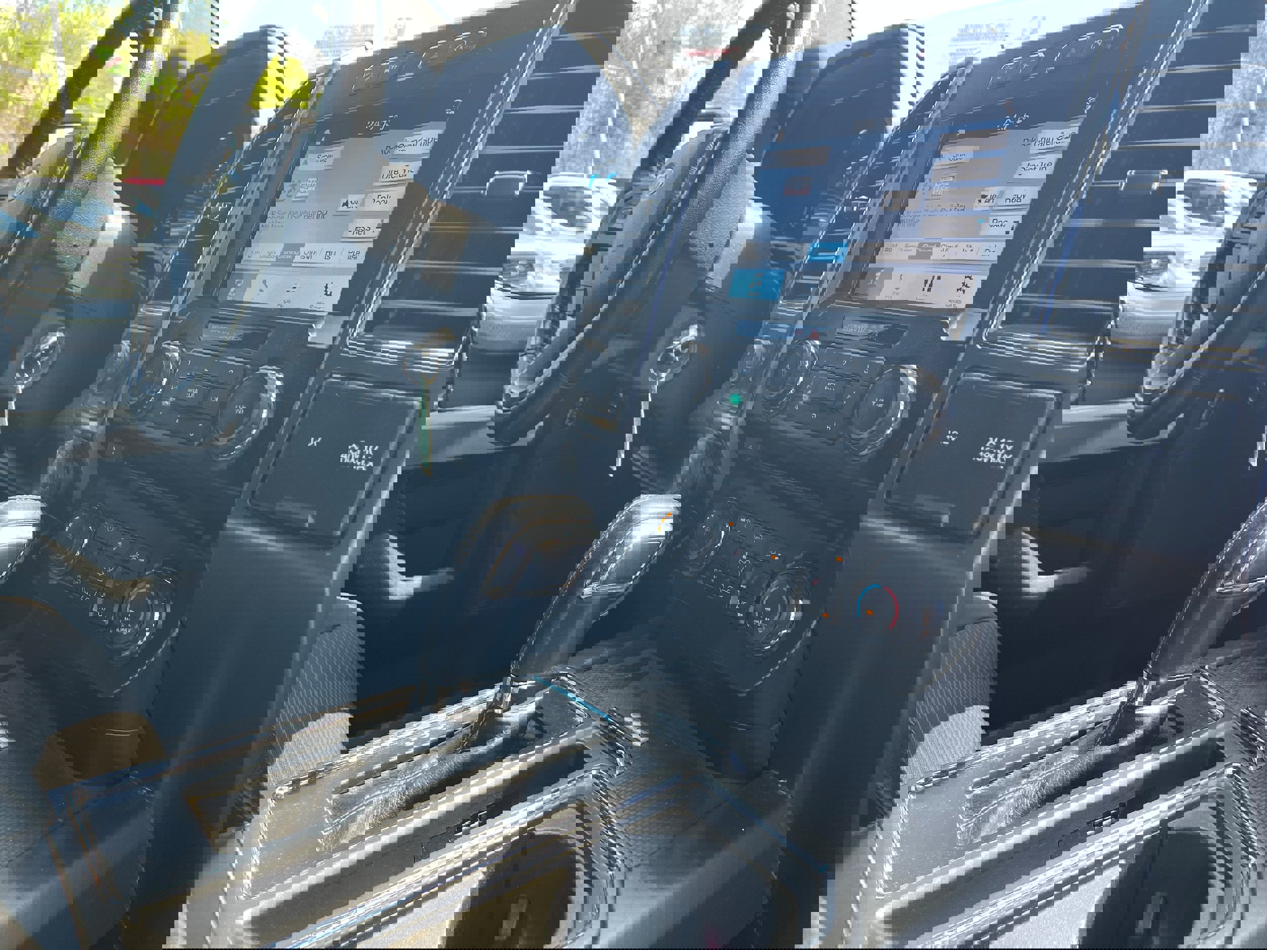 Used 2017 Ford F150 XLT w/ Equipment Group 302A Luxury AWD/4WD image 15