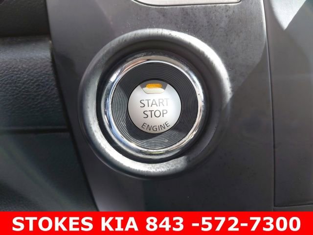 Used 2018 Nissan Titan S image 17