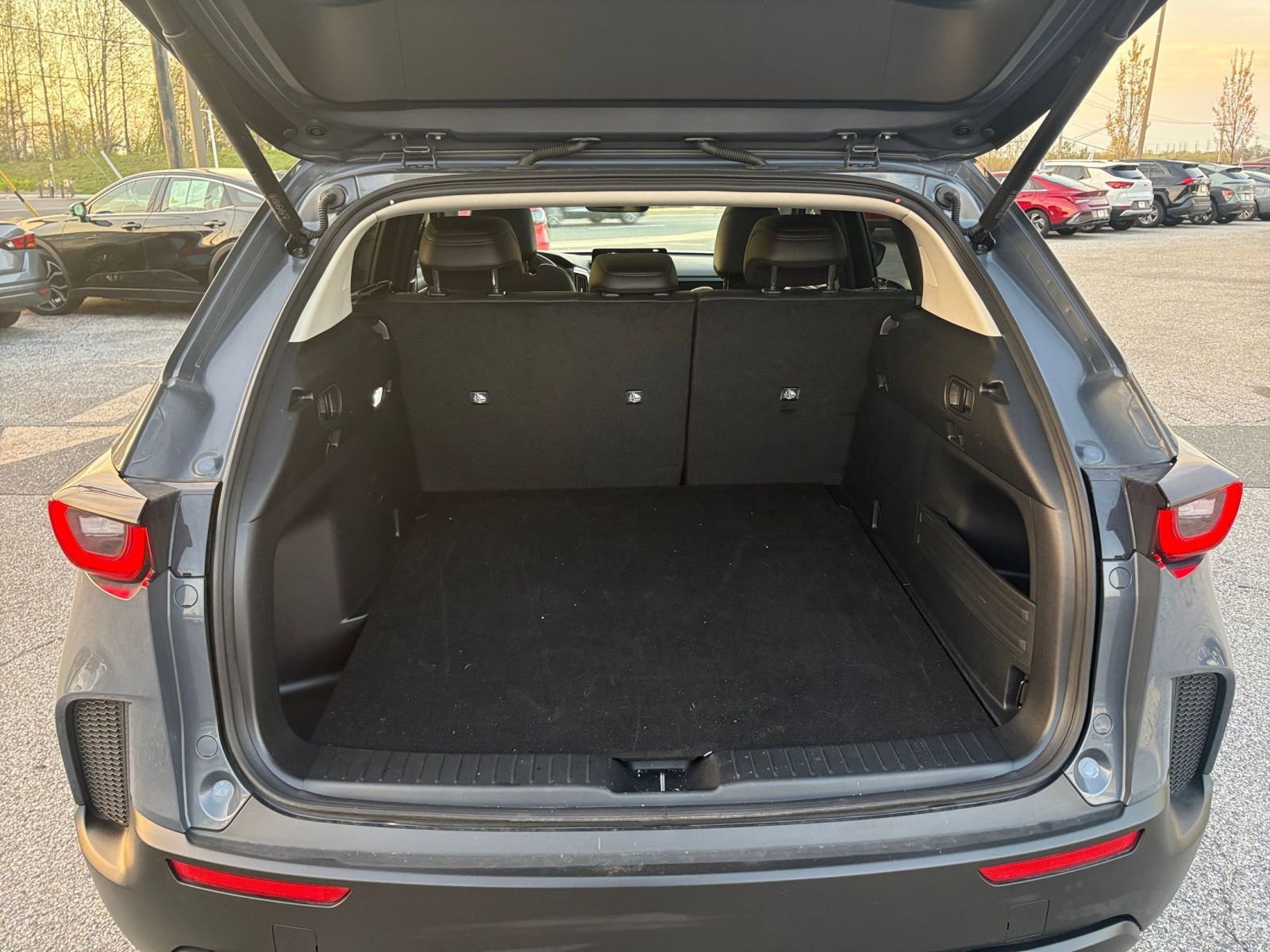 Used 2025 MAZDA CX-50 2.5 Hybrid w/ Premium Plus Pkg image 34