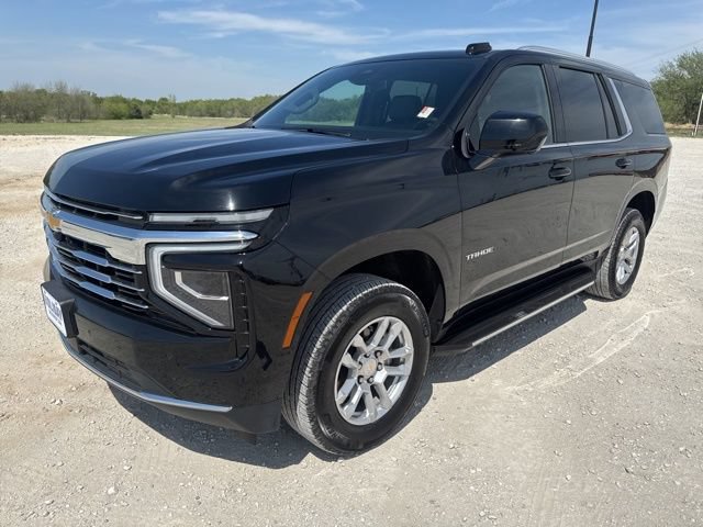 Used 2025 Chevrolet Tahoe LT AWD/4WD image 1