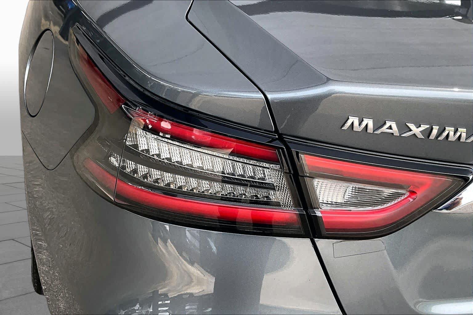 Used 2020 Nissan Maxima 3.5 SV w/ Floor Mat Group FWD image 28