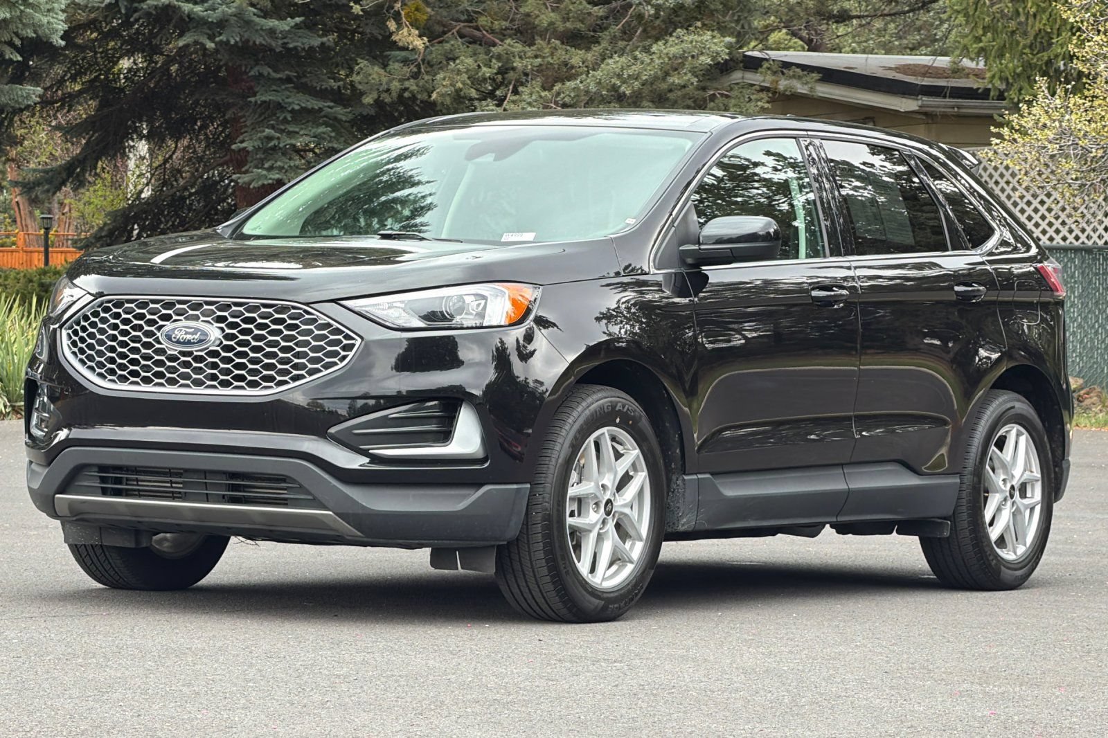 Used 2024 Ford Edge SEL AWD/4WD image 8
