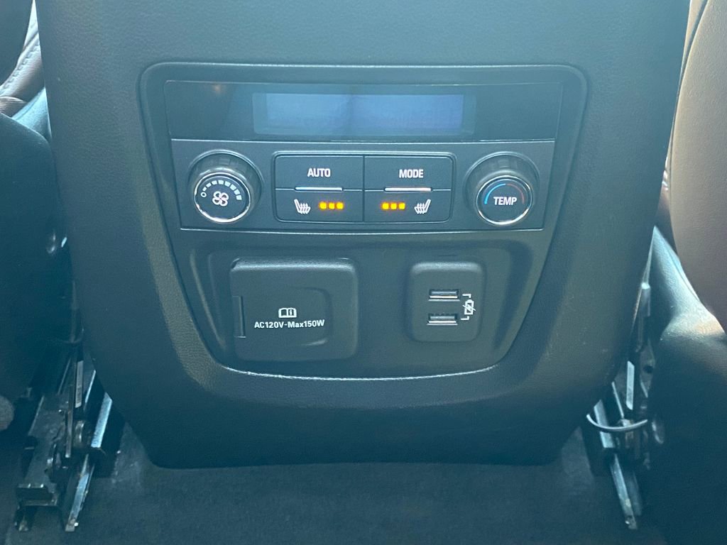 Used 2020 Buick Enclave Avenir w/ Avenir Technology Package AWD/4WD image 21