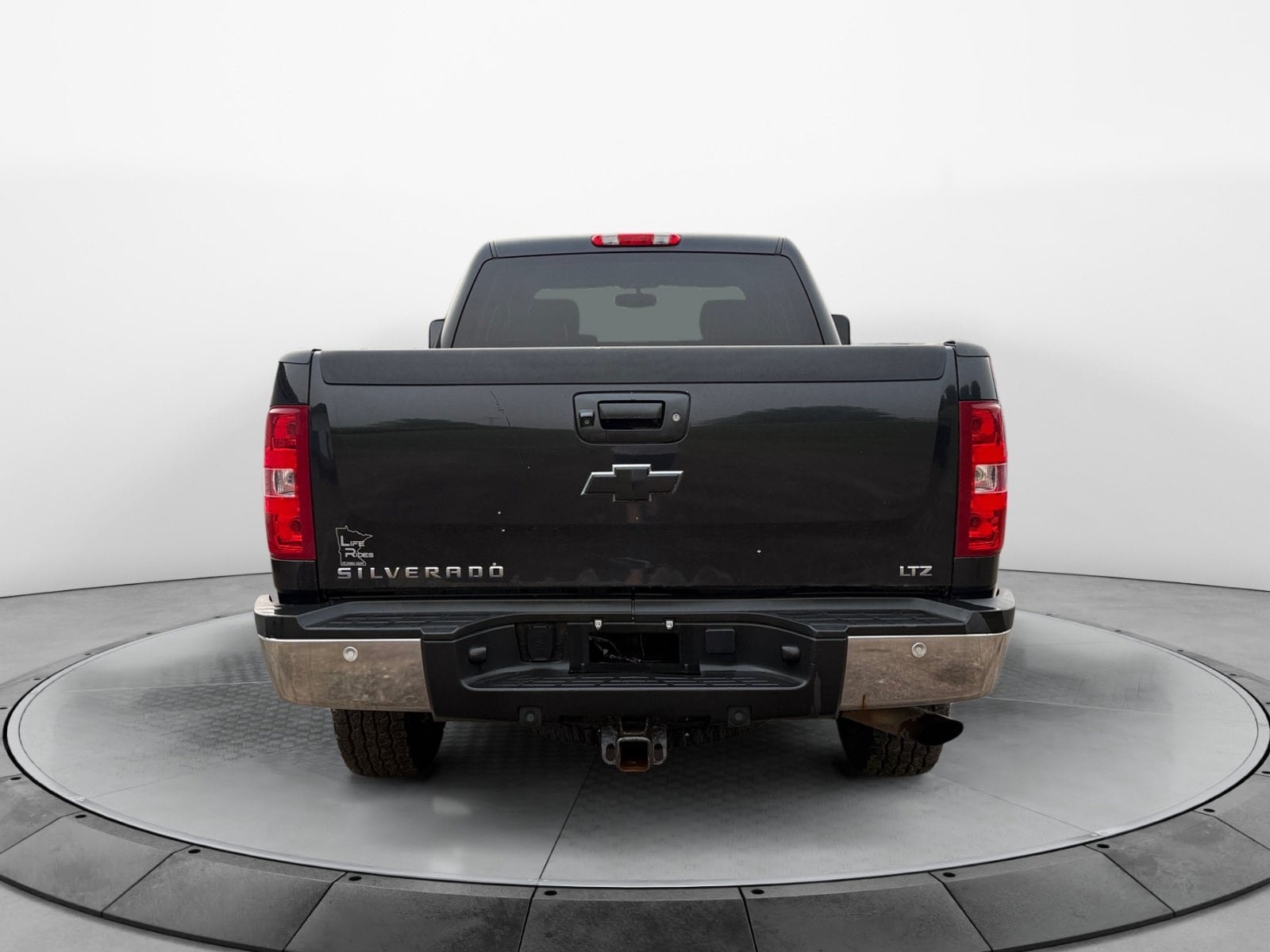 Used 2010 Chevrolet Silverado 2500 LTZ w/ Convenience Package AWD/4WD image 6