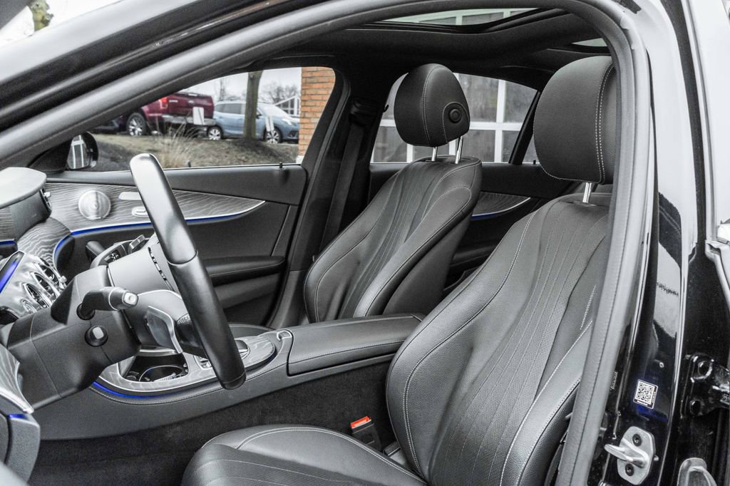 Used 2021 Mercedes-Benz E 350 4MATIC Sedan image 6