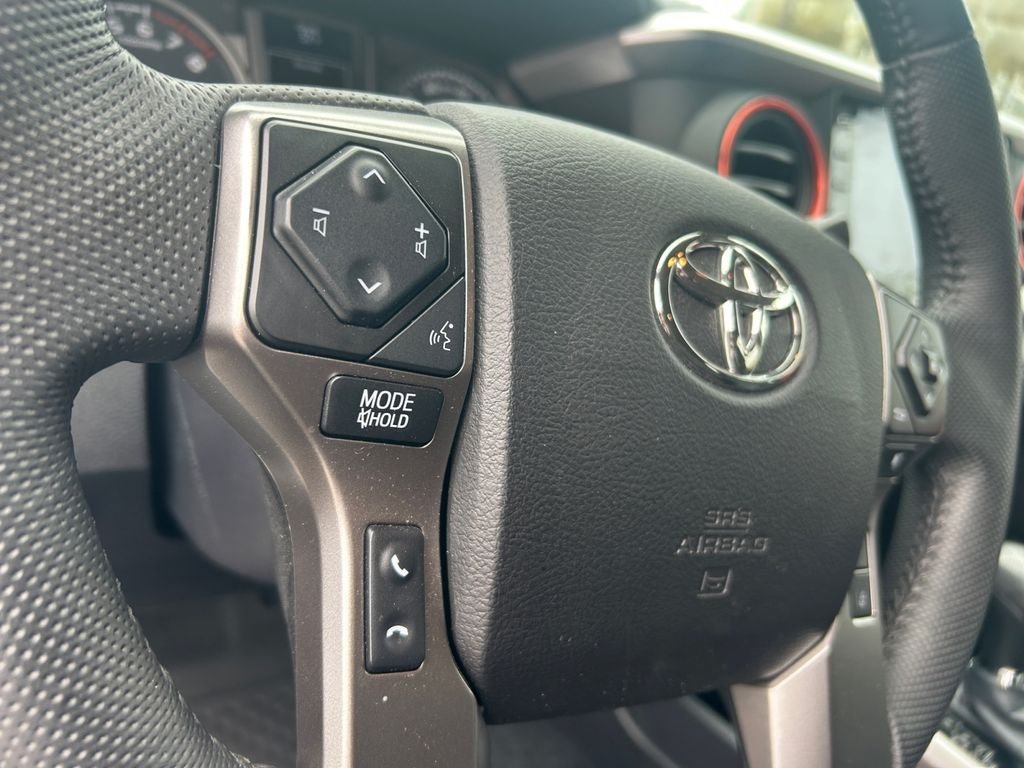 Used 2022 Toyota Tacoma SR5 AWD/4WD image 17