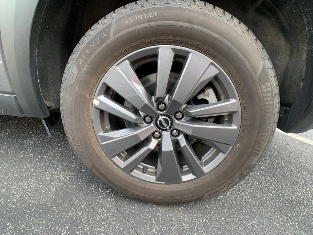 Used 2024 Nissan Pathfinder SV AWD/4WD image 31