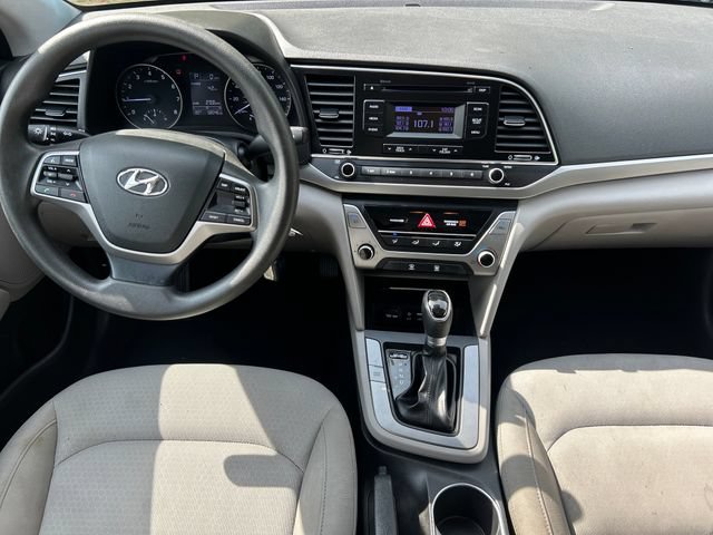 Used 2017 Hyundai Elantra SE w/ Cargo Package FWD image 17