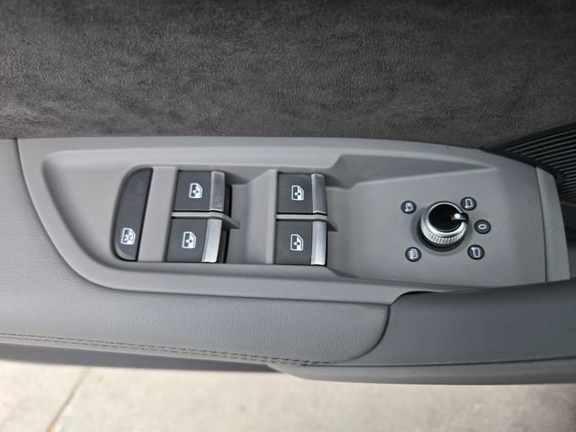 Used 2018 Audi SQ5 Premium Plus w/ Navigation Package image 19