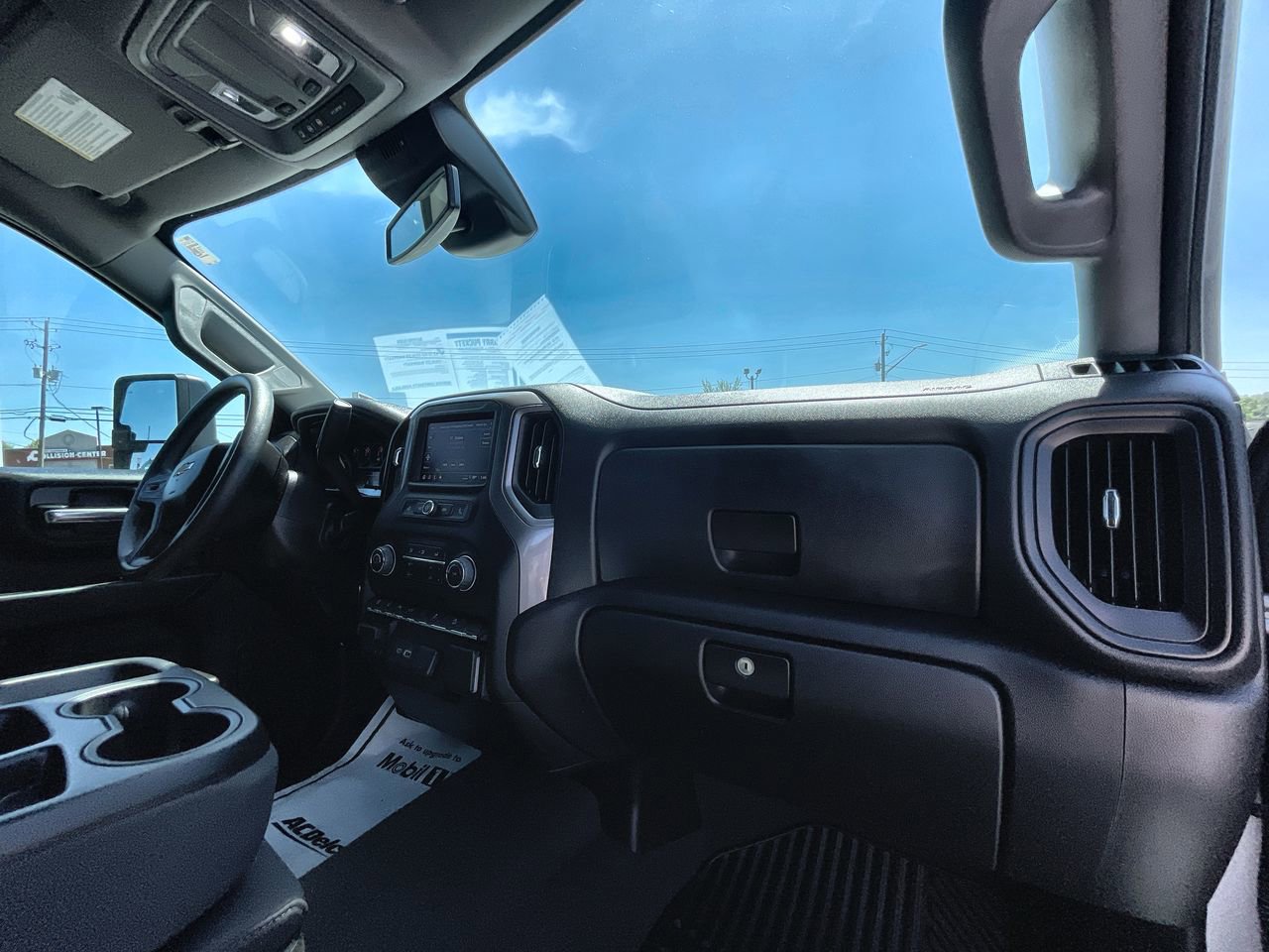 Used 2024 Chevrolet Silverado 2500 Custom w/ Custom Value Package image 28
