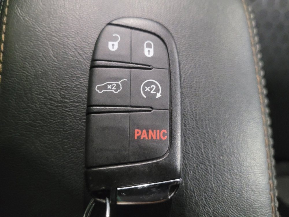 Used 2018 Jeep Compass Latitude w/ Popular Equipment Group AWD/4WD image 32