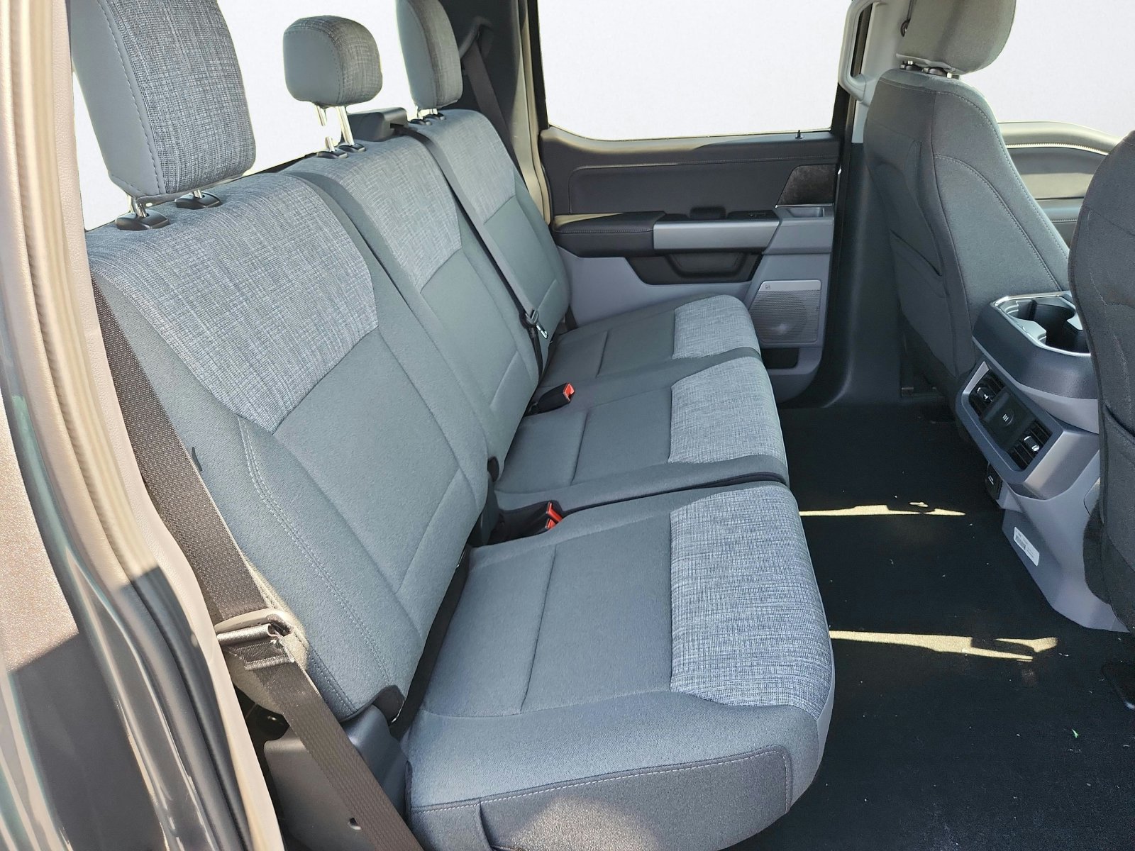 New 2026 Ford F350 XLT w/ XLT Premium Package AWD/4WD image 29