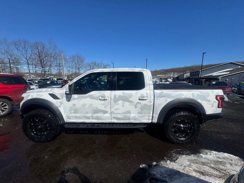 Used 2017 Ford F150 Raptor w/ Equipment Group 802A Luxury image 11