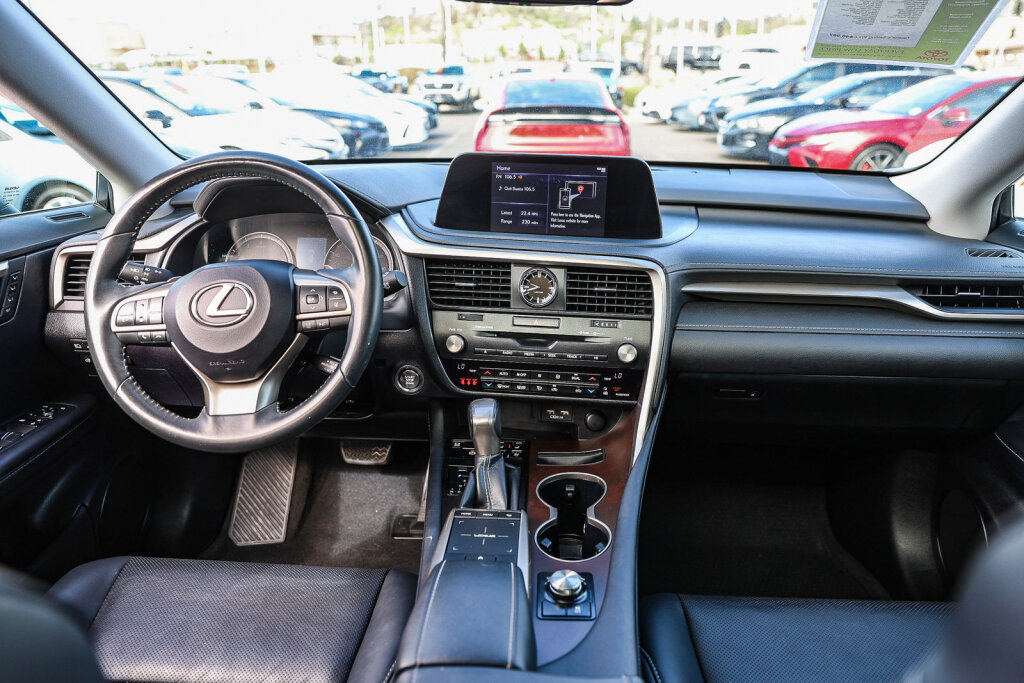 Used 2022 Lexus RX 350 FWD w/ Premium Package image 2