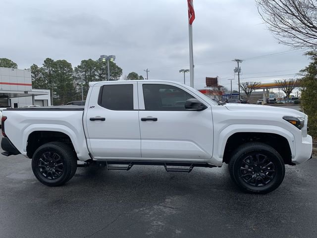 Used 2024 Toyota Tacoma SR image 9