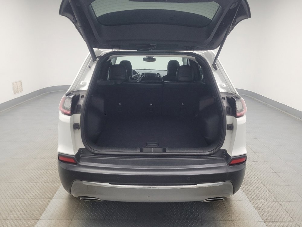 Used 2019 Jeep Cherokee Limited w/ Technology Group image 29