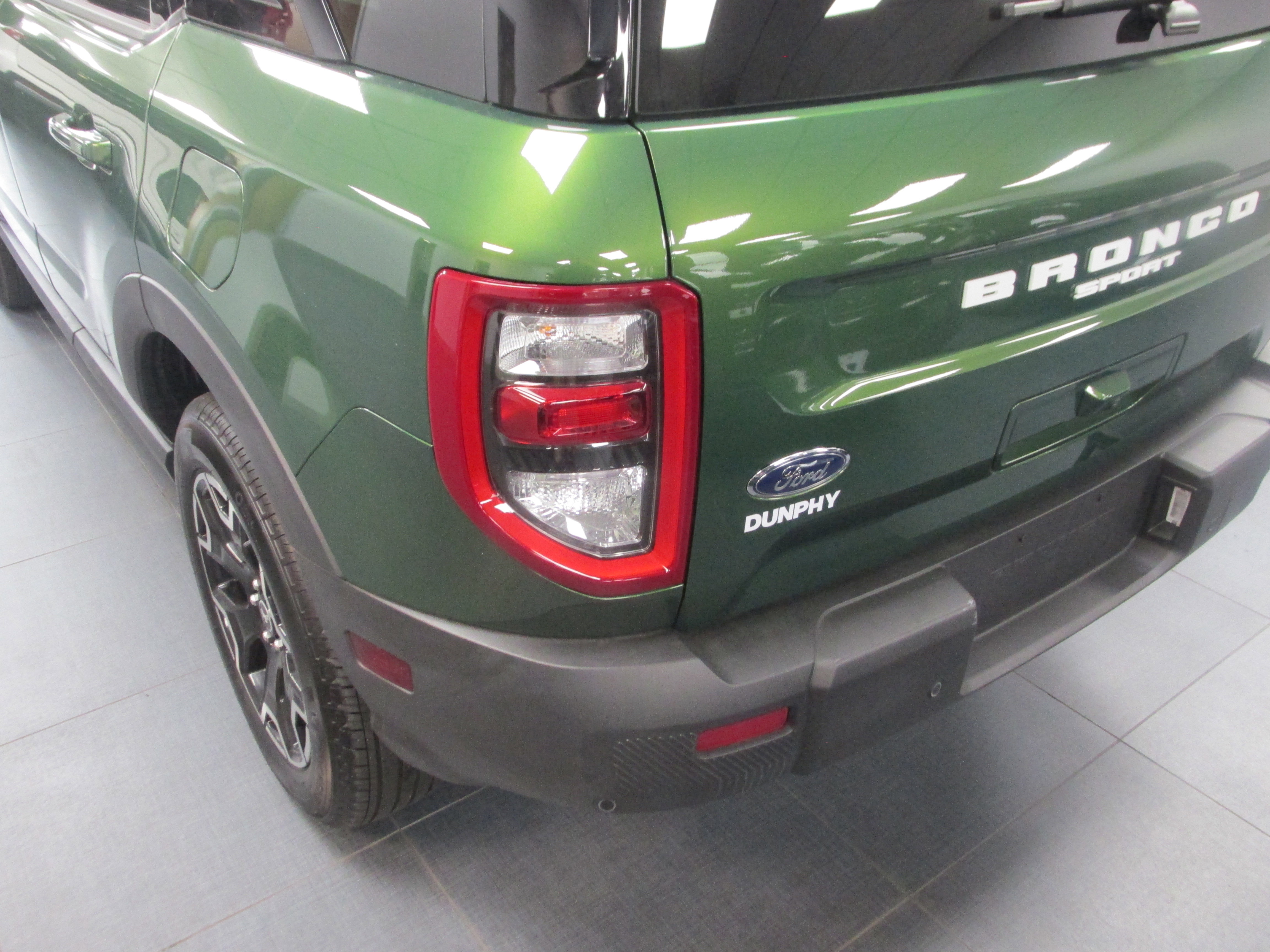 Used 2025 Ford Bronco Sport Outer Banks w/ Outer Banks Tech Package+ AWD/4WD image 11