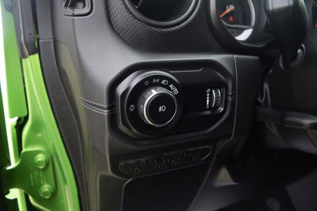 Used 2025 Jeep Wrangler Unlimited Rubicon 392 AWD/4WD image 7