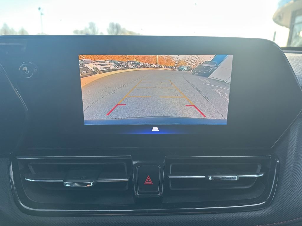 Certified 2024 Chevrolet TrailBlazer RS w/ Driver Confidence Package image 16