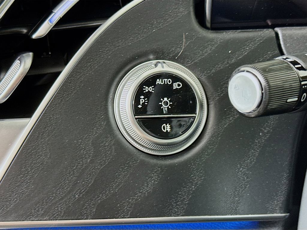 New 2026 Mercedes-Benz E 350 4MATIC Sedan image 10