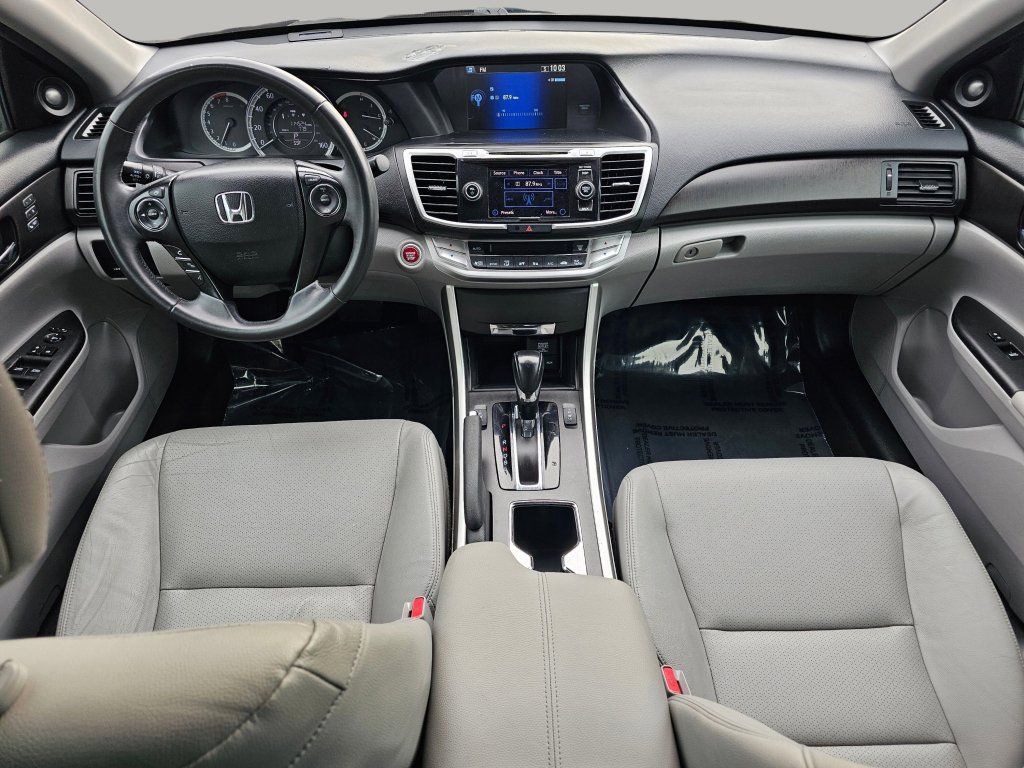 Used 2015 Honda Accord EX-L image 2