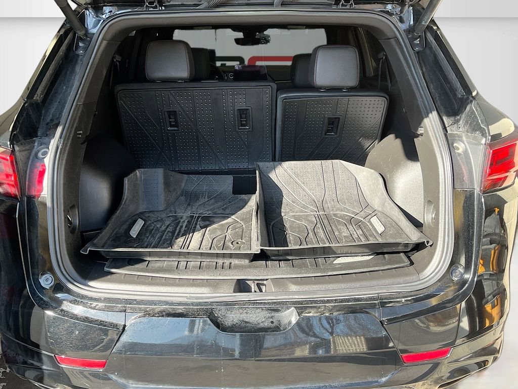 Used 2023 Chevrolet Blazer RS w/ Driver Confidence II Package image 28