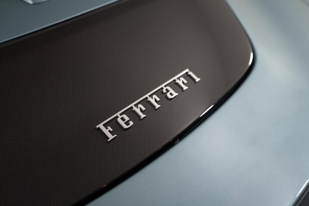 Used 2024 Ferrari Roma Spider image 13