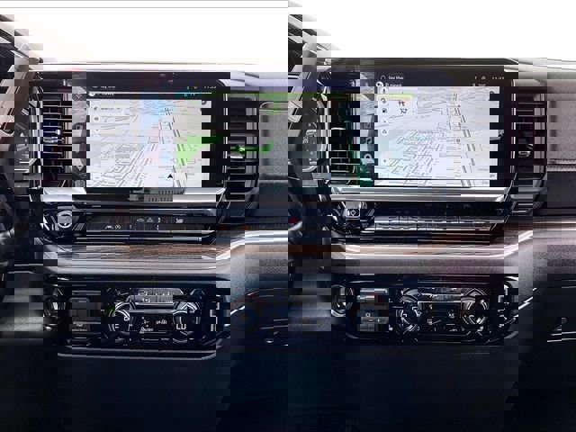 Used 2025 Chevrolet Silverado 1500 LT image 18