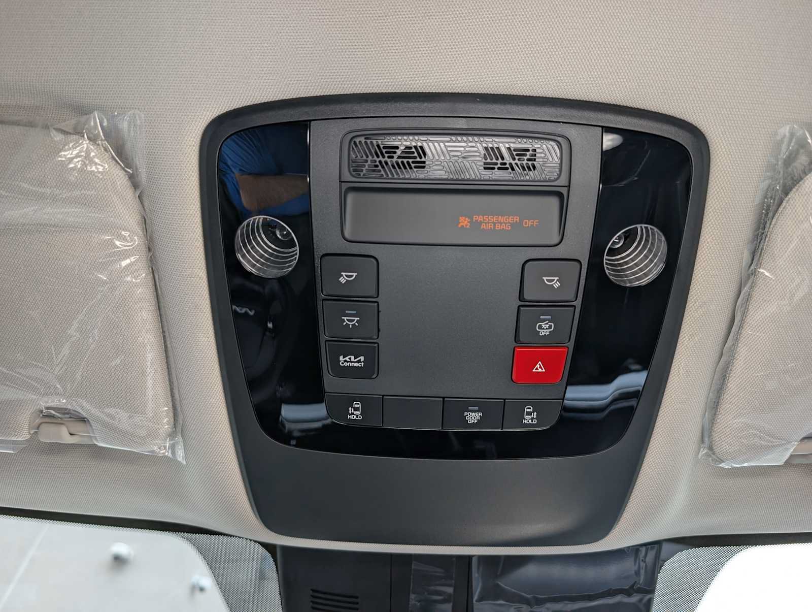 New 2027 Kia Carnival FWD image 31
