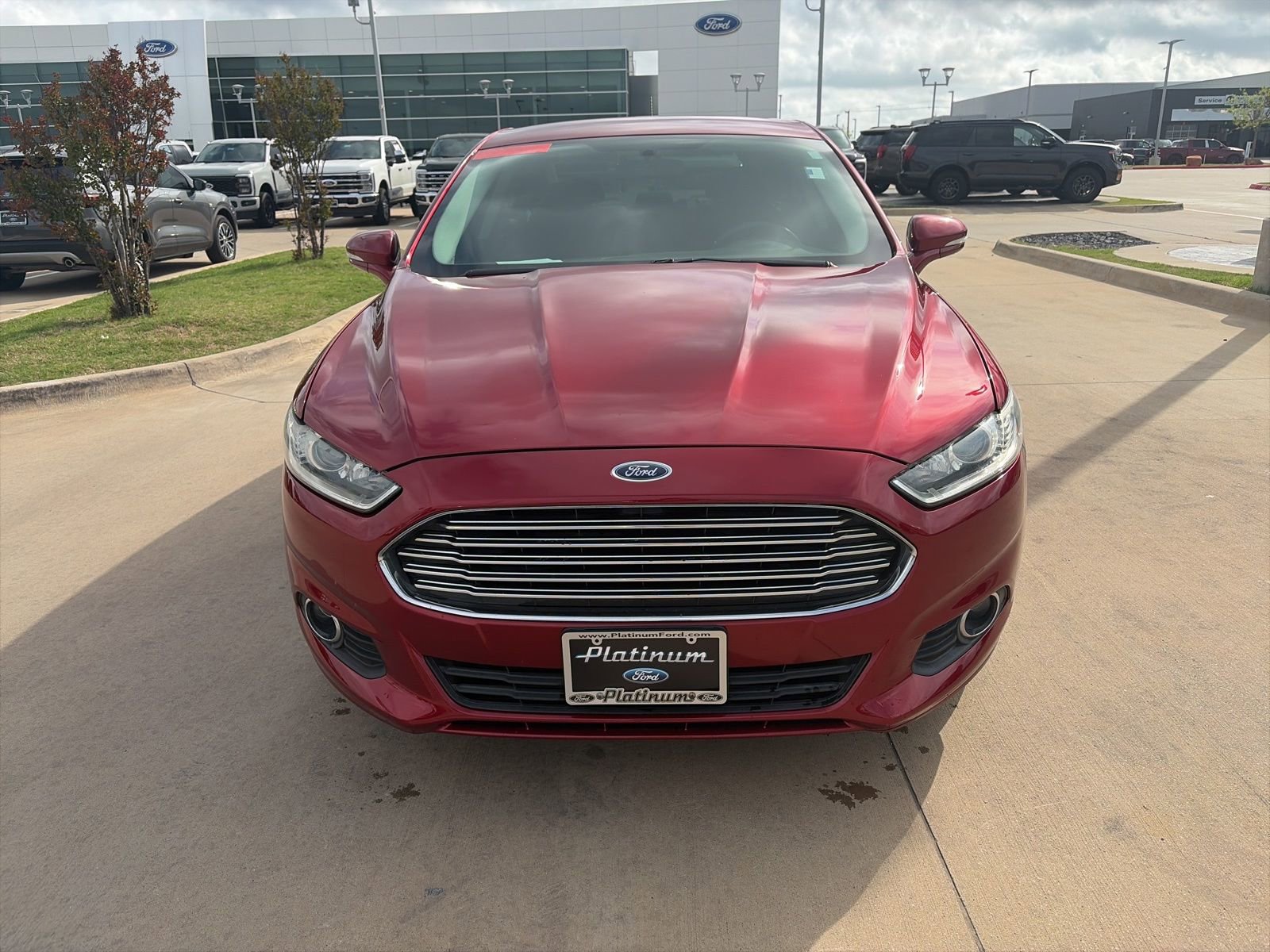 Used 2016 Ford Fusion SE image 8