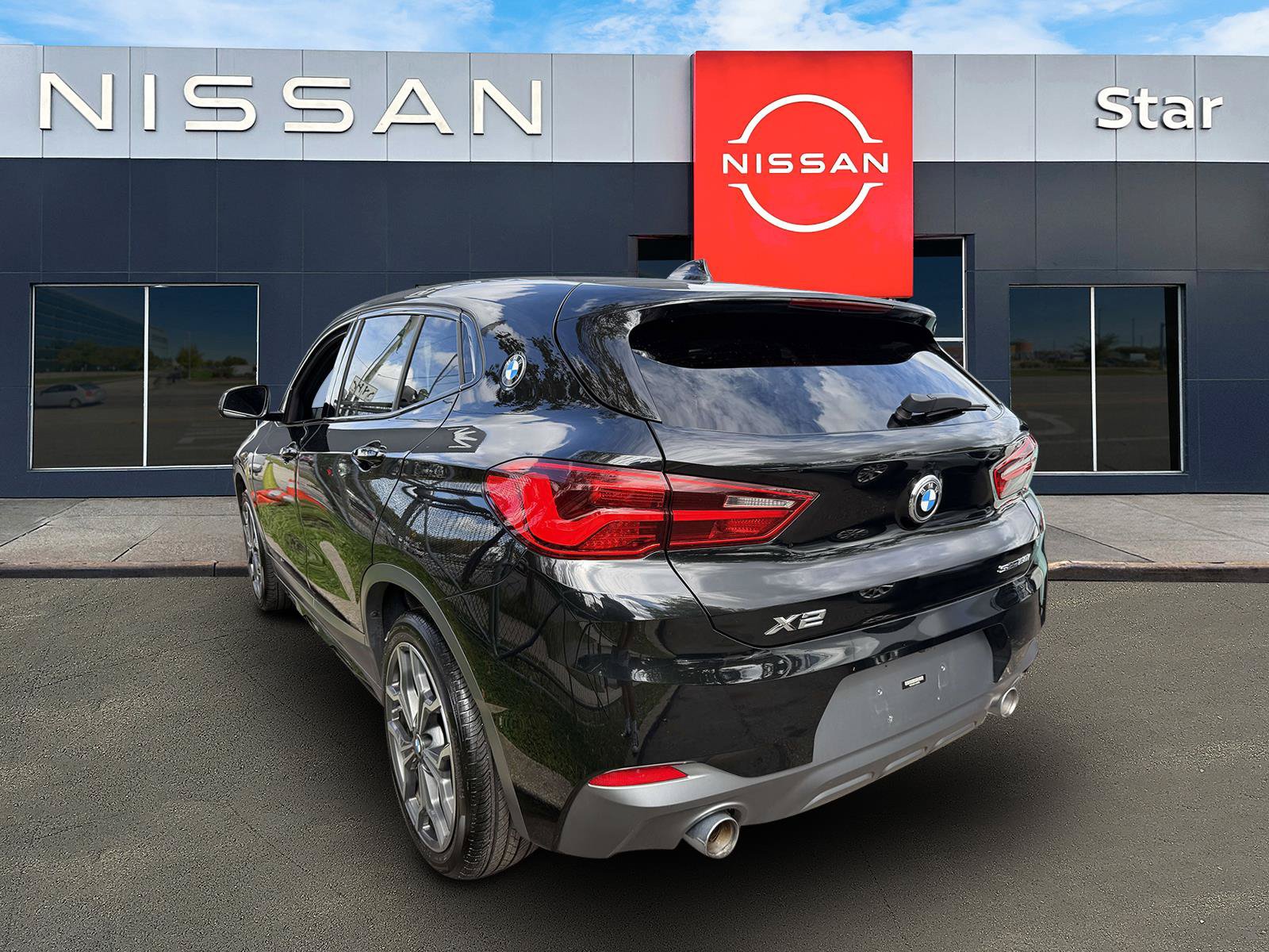 Used 2018 BMW X2 sDrive28i w/ M SportX Package FWD image 4