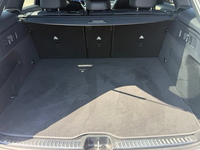 Used 2025 Mercedes-Benz GLC 300 4MATIC image 15
