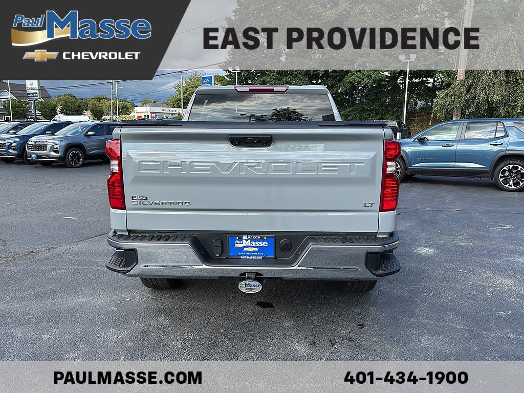Used 2024 Chevrolet Silverado 1500 LT AWD/4WD image 6