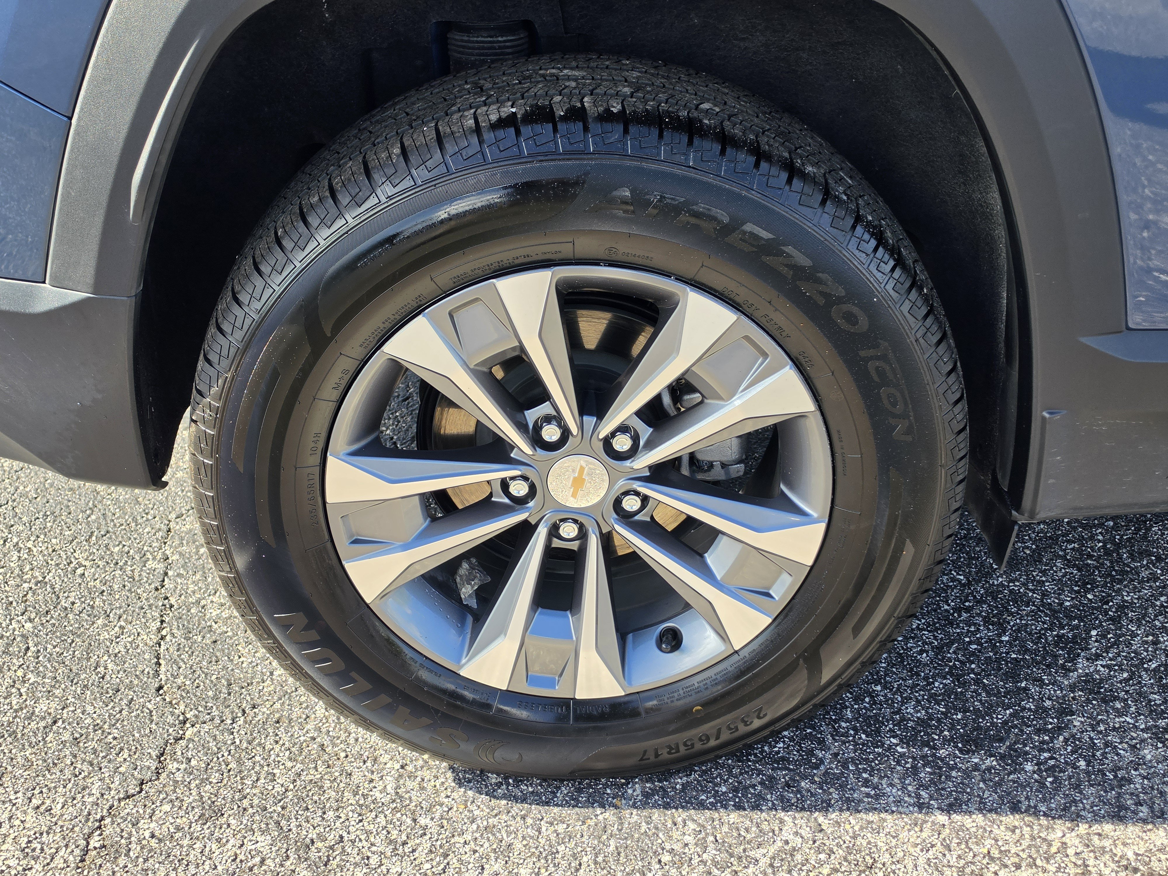 Certified 2026 Chevrolet Equinox LT FWD image 5