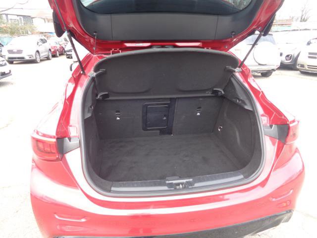 Used 2019 INFINITI QX30 image 18