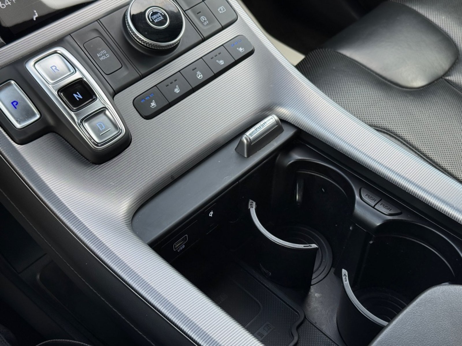 Used 2024 Hyundai Palisade Calligraphy FWD image 19