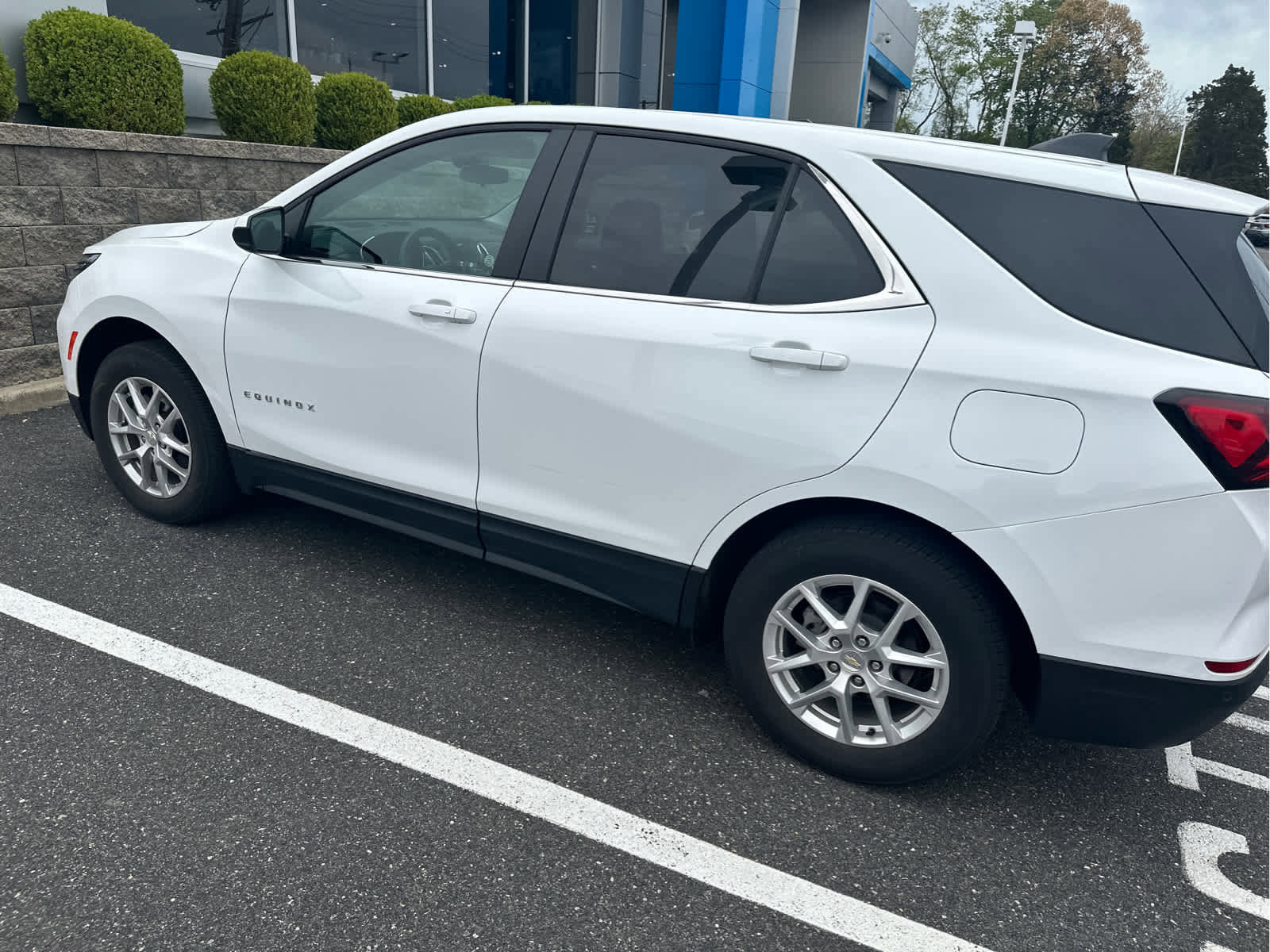 Certified 2023 Chevrolet Equinox LT AWD/4WD image 5