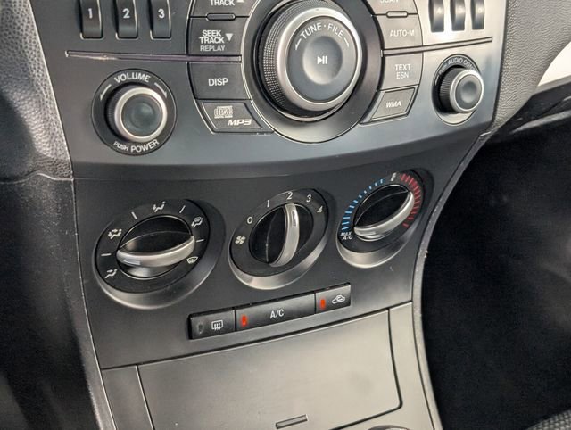 Used 2012 MAZDA MAZDA3 i Touring image 19