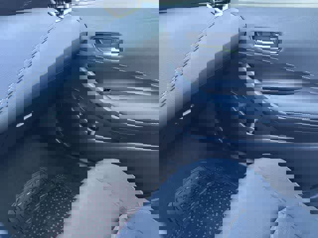 Used 2025 Toyota Corolla SE image 31