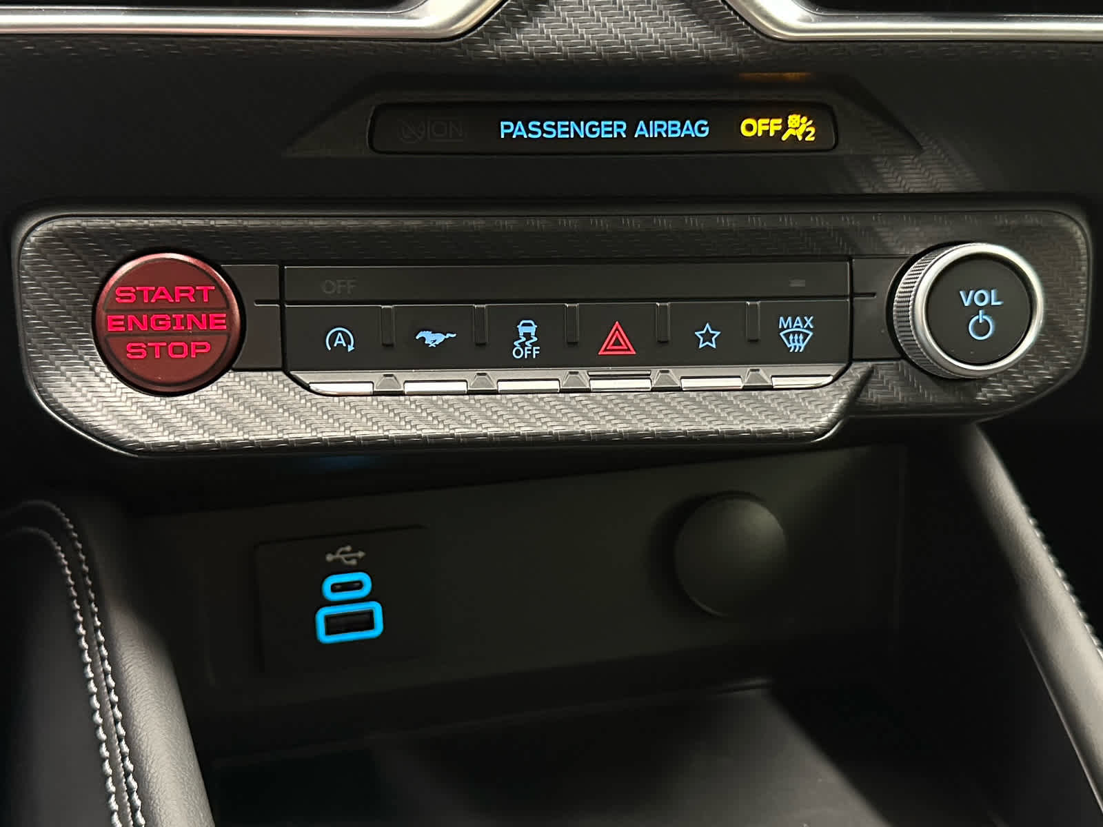Used 2025 Ford Mustang GT Premium image 26